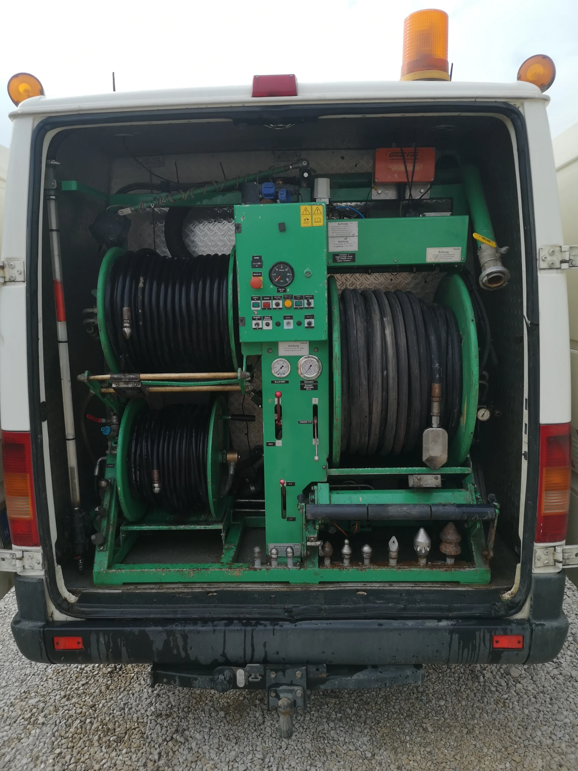 WOMA csatornatisztító géppel végzett duguláselhárítás Pest megyében – SP Duguláselhárítás